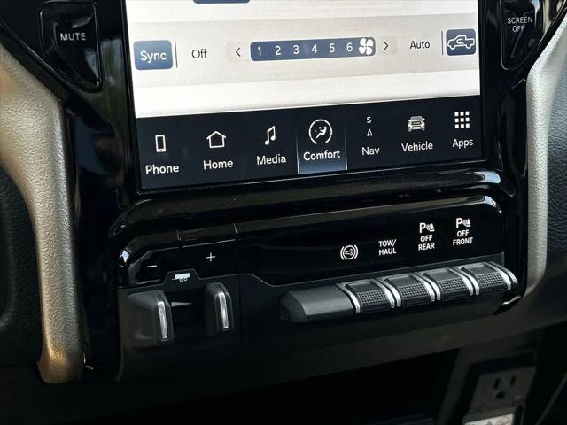 2024 Ram 2500 Laramie Crew Cab 4x4 6'4" Box