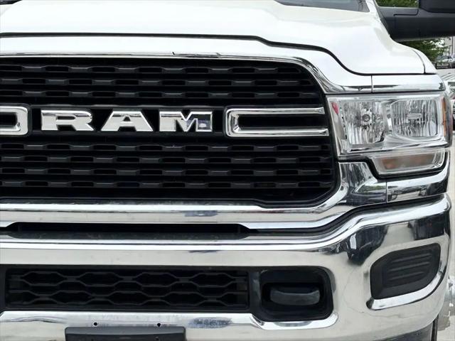 2024 Ram 3500 Tradesman/SLT/Laramie/Limited