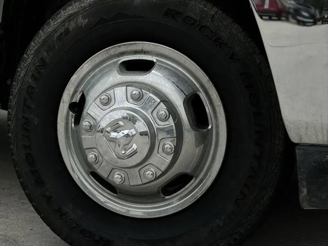 2024 Ram 3500 Tradesman/SLT/Laramie/Limited