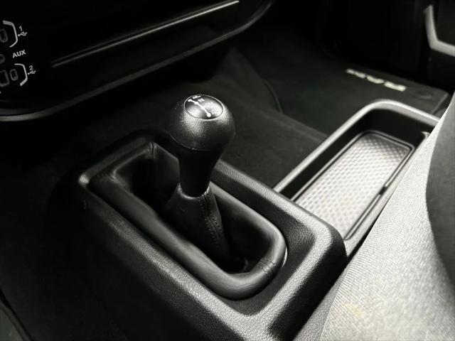 2024 Ram 3500 Tradesman/SLT/Laramie/Limited