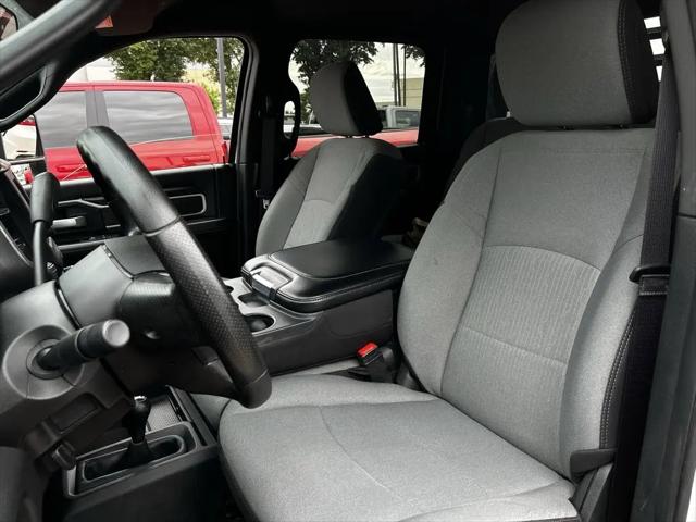 2024 Ram 3500 Tradesman/SLT/Laramie/Limited