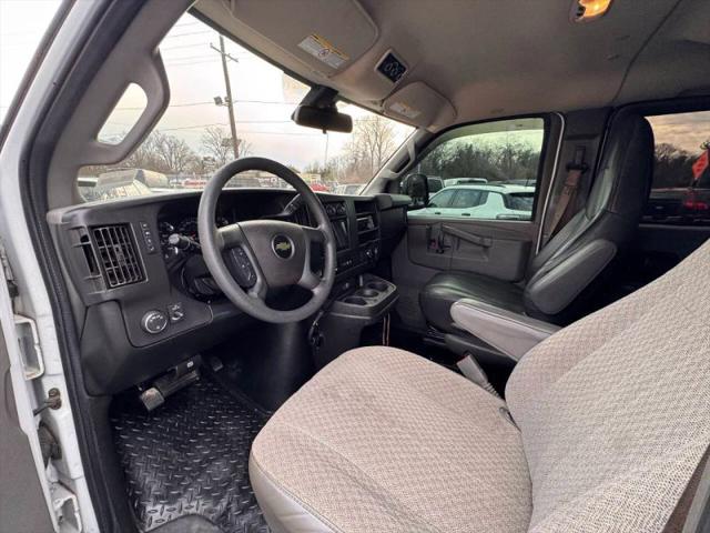 2020 Chevrolet Express Passenger RWD 3500 Extended Wheelbase LT