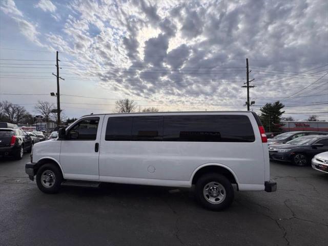 2020 Chevrolet Express Passenger RWD 3500 Extended Wheelbase LT