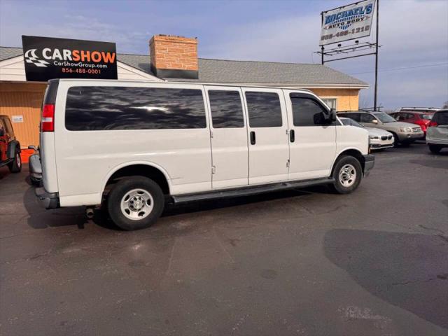 2020 Chevrolet Express Passenger RWD 3500 Extended Wheelbase LT