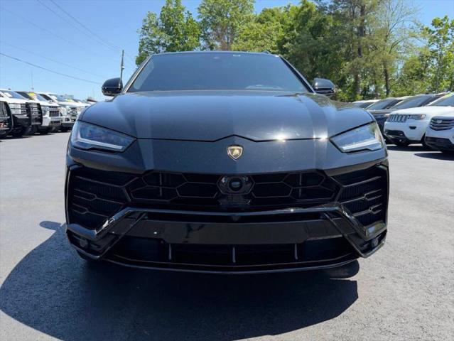 2021 Lamborghini Urus Graphite Capsule
