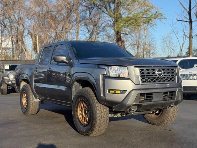 2022 Nissan Frontier Crew Cab SV 4x4