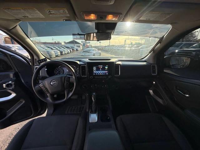 2022 Nissan Frontier Crew Cab SV 4x4