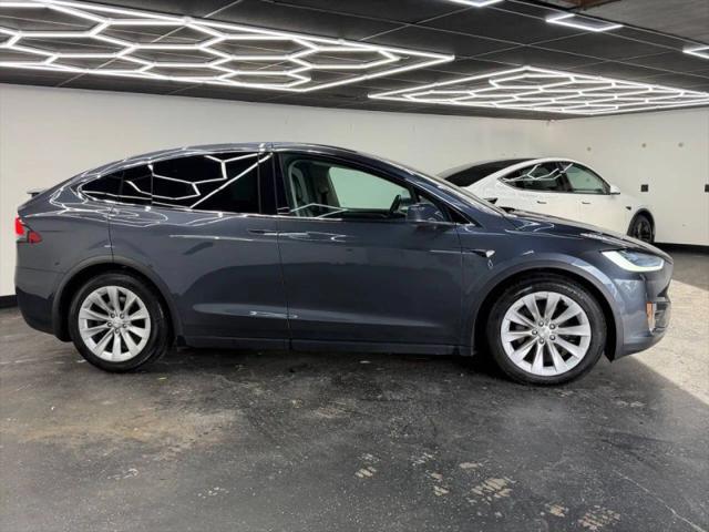 2017 Tesla Model X 90D