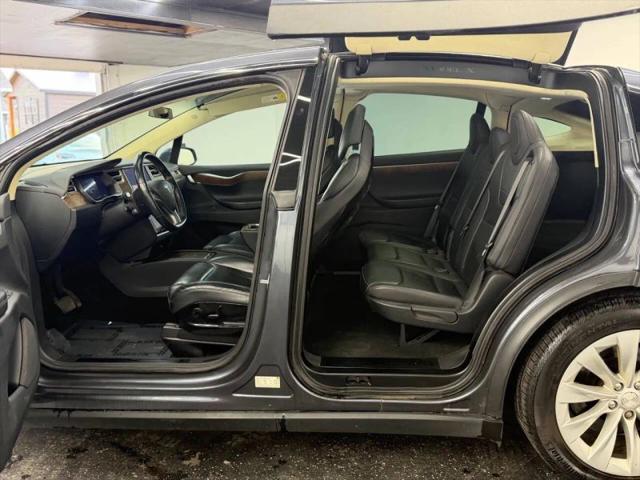 2017 Tesla Model X 90D