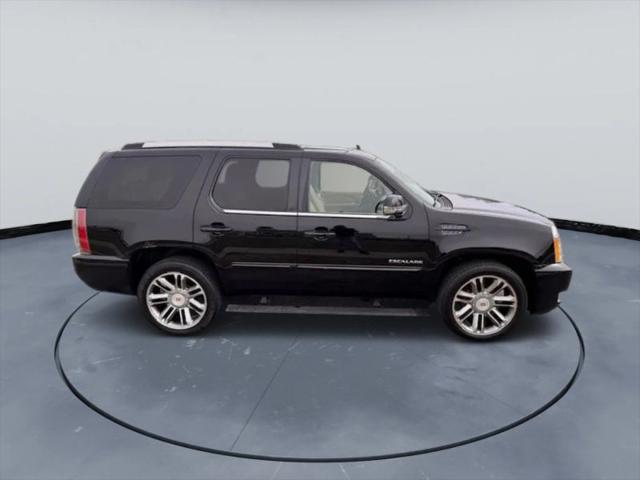 2014 Cadillac Escalade Premium