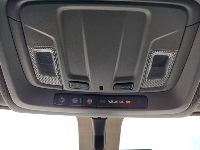2022 Chevrolet Silverado 2500HD 4WD Crew Cab Long Bed Custom