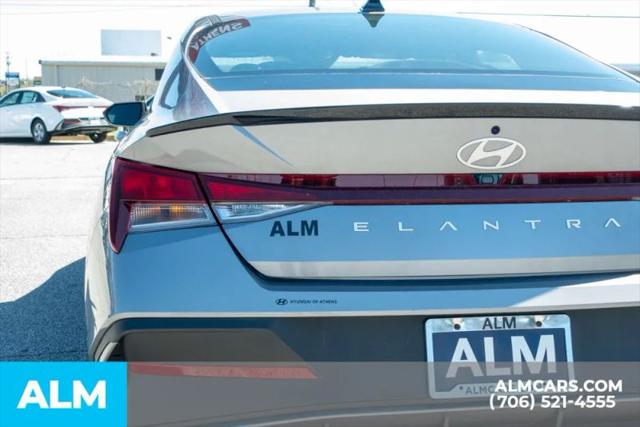 2025 Hyundai Elantra SEL Sport