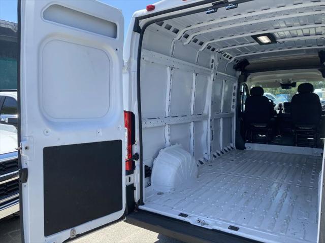 2024 Ram ProMaster 2500 Cargo Van Tradesman High Roof 159 WB w/Pass Seat