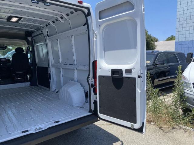 2024 Ram ProMaster 2500 Cargo Van Tradesman High Roof 159 WB w/Pass Seat
