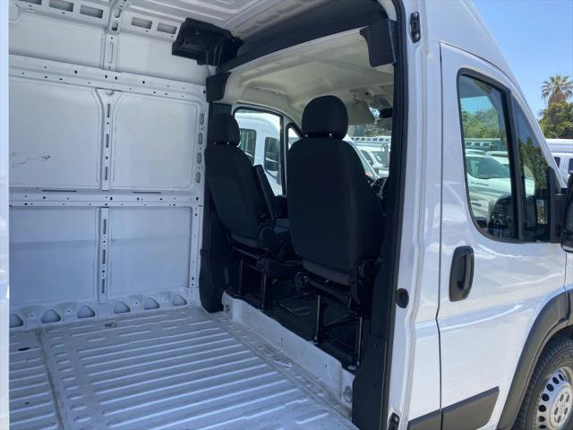 2024 Ram ProMaster 2500 Cargo Van Tradesman High Roof 159 WB w/Pass Seat