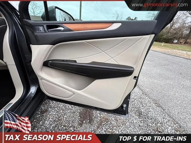 2017 Lincoln MKC Select