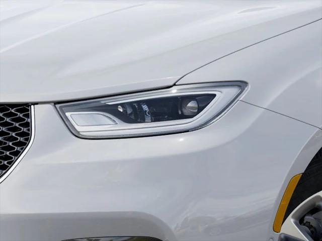 2026 Chrysler Pacifica Select AWD