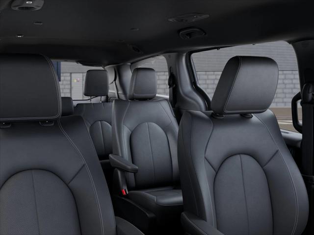 2026 Chrysler Pacifica Select AWD