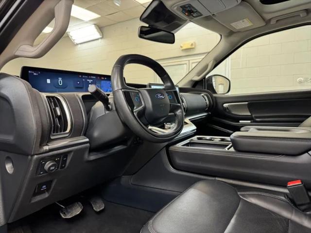 2025 Ford Expedition Platinum MAX