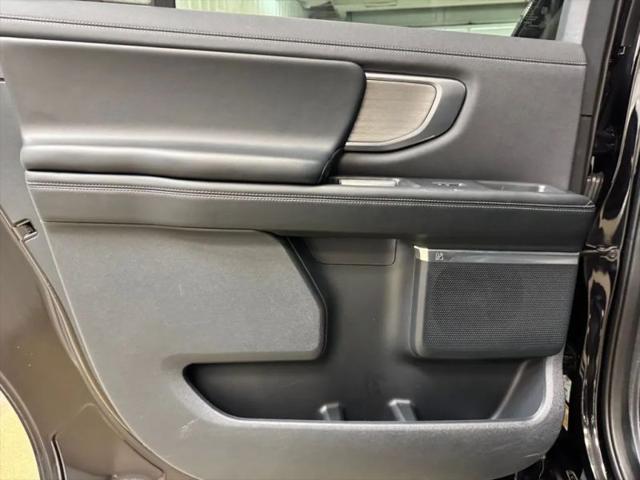 2025 Ford Expedition Platinum MAX