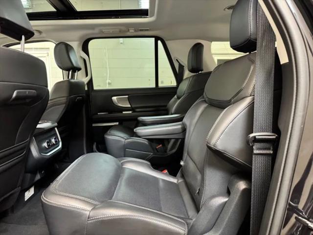 2025 Ford Expedition Platinum MAX