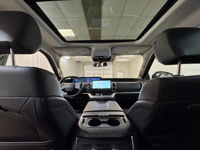 2025 Ford Expedition Platinum MAX