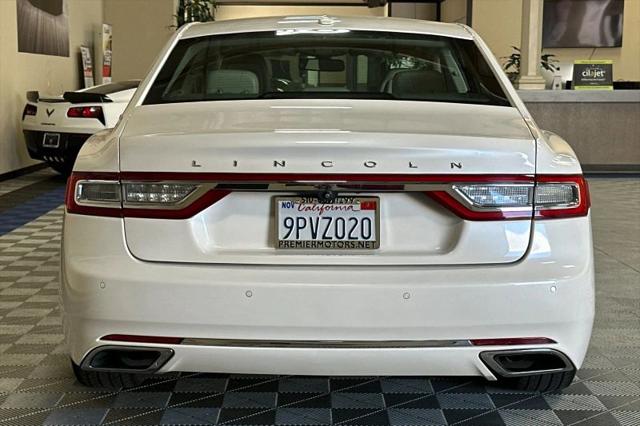 2017 Lincoln Continental Select