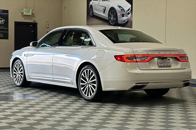 2017 Lincoln Continental Select