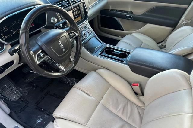 2017 Lincoln Continental Select