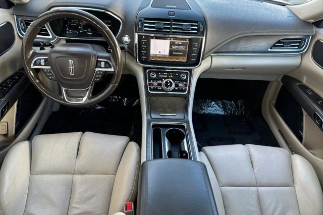 2017 Lincoln Continental Select