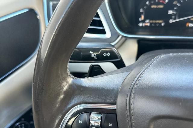 2017 Lincoln Continental Select
