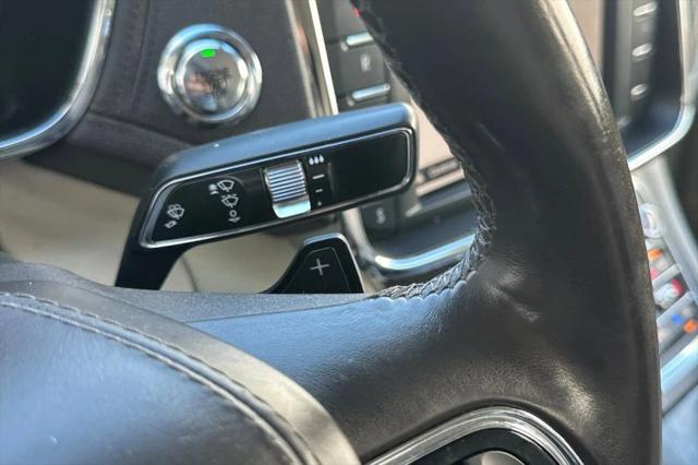 2017 Lincoln Continental Select
