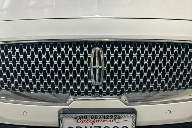 2017 Lincoln Continental Select