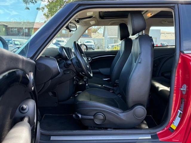 2012 MINI Cooper Cooper