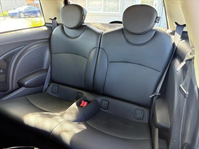 2012 MINI Cooper Cooper