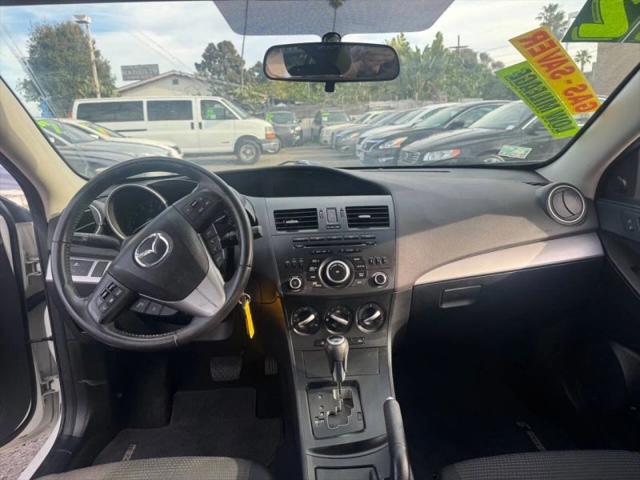 2012 Mazda Mazda3 i Touring