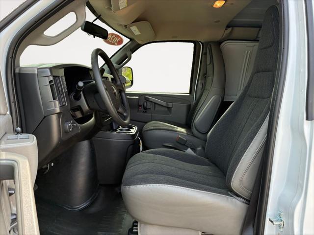 2026 GMC Savana Cargo 2500 Extended Wheelbase, Work Van, RWD