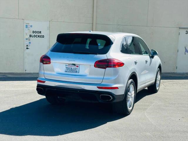 2016 Porsche Cayenne Base