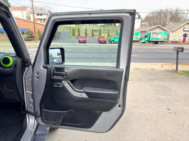 2018 Jeep Wrangler JK Unlimited Sahara 4x4