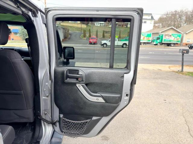2018 Jeep Wrangler JK Unlimited Sahara 4x4