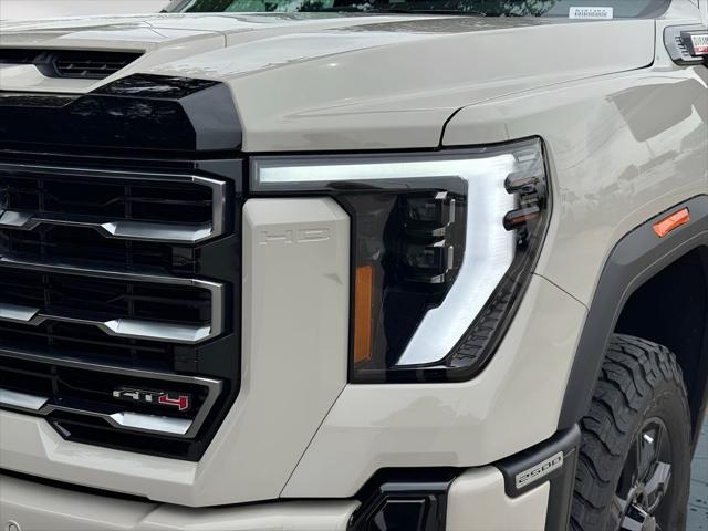 2026 GMC Sierra 2500HD Crew Cab, Standard Bed, AT4, 4WD