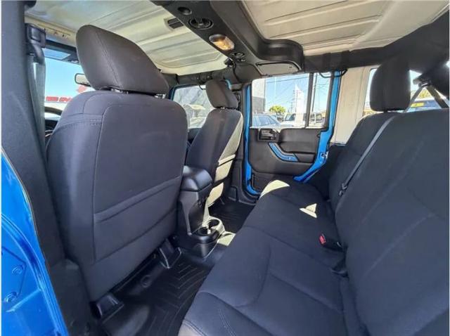 2015 Jeep Wrangler Unlimited Sport