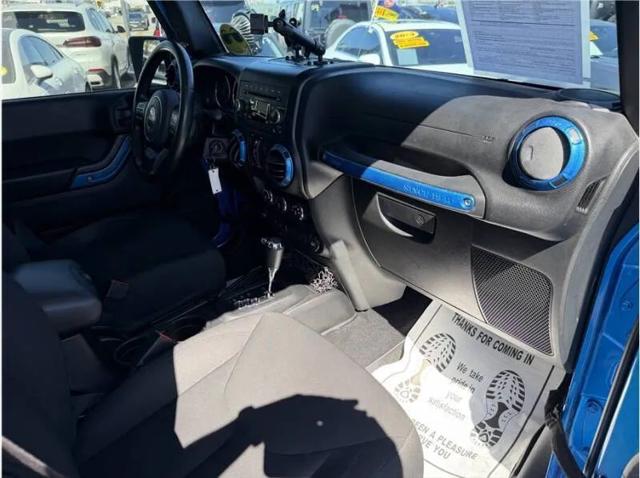 2015 Jeep Wrangler Unlimited Sport