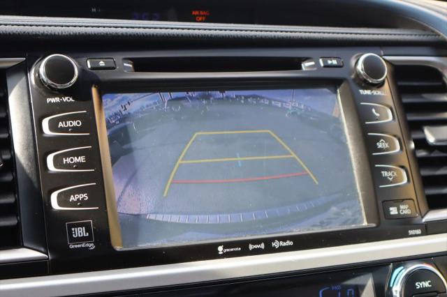 2016 Toyota Highlander Limited V6