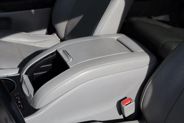 2016 Toyota Highlander Limited V6