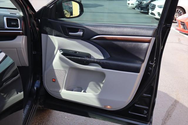 2016 Toyota Highlander Limited V6