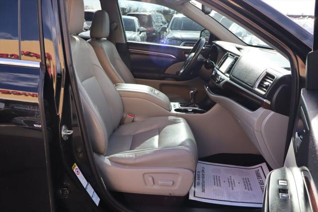 2016 Toyota Highlander Limited V6