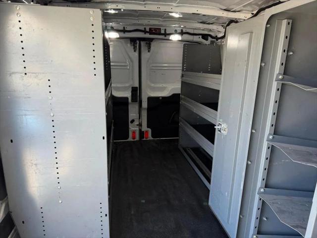 2018 Ford Transit w/Sliding Side Door w/LWB