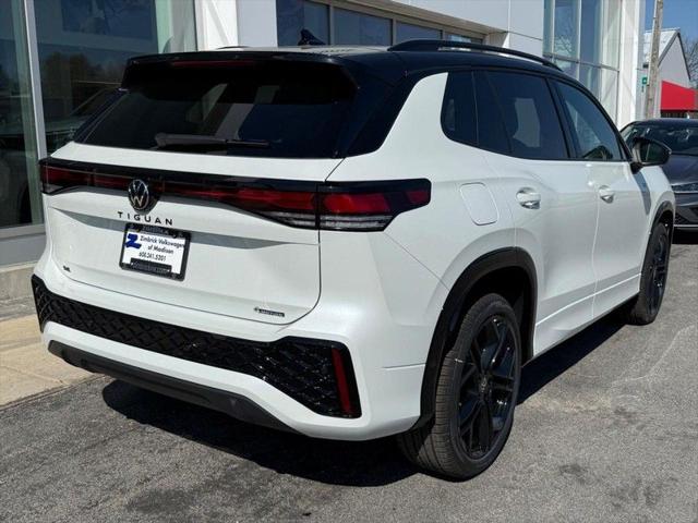 2026 Volkswagen Tiguan SE R-Line Black