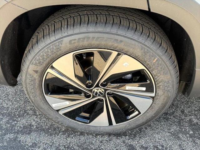 2026 Volkswagen Taos SE